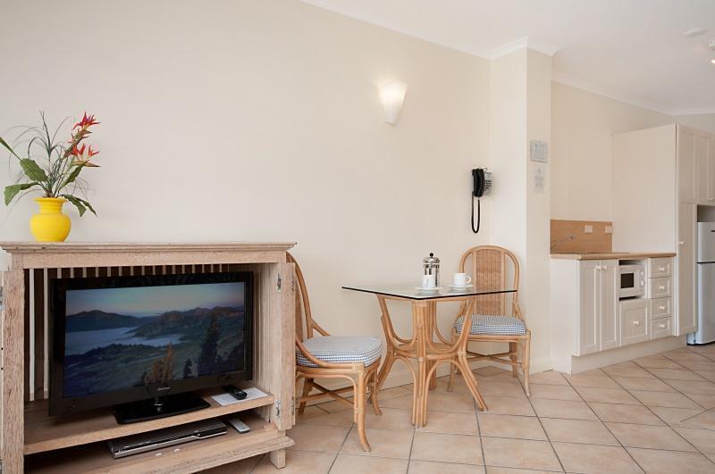 Macrossan House Boutique Holiday Apartments Port Douglas Exterior foto